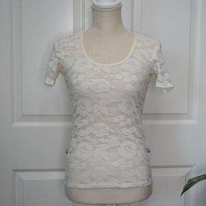 Dillema Lace Stretch Scoop Neck Shirt